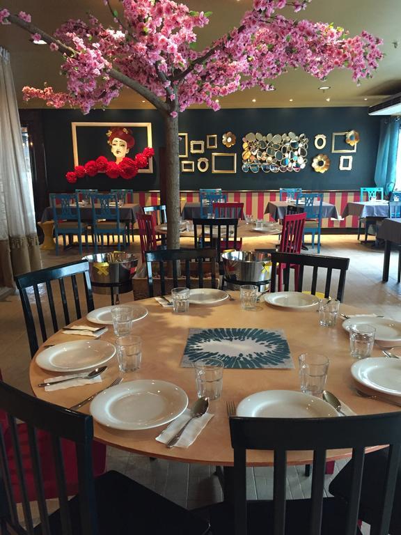 Hotel Mimosa Malacca Bagian luar foto