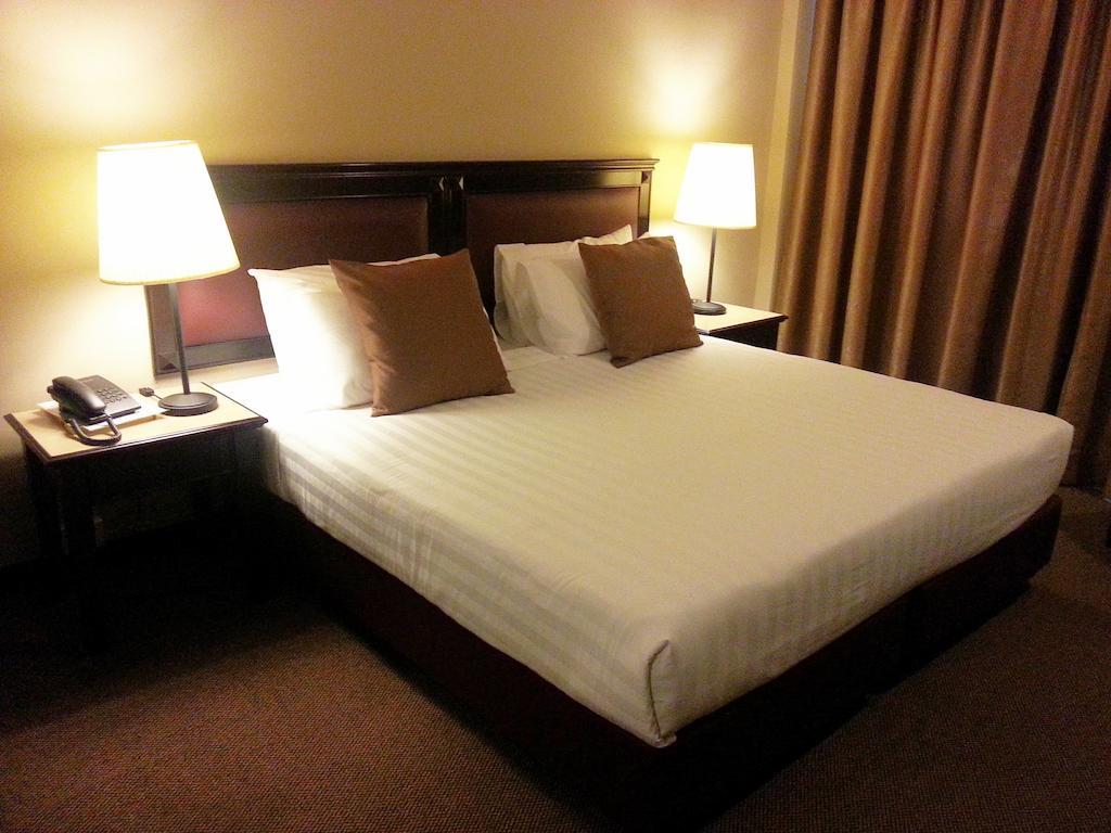 Hotel Mimosa Malacca Bagian luar foto