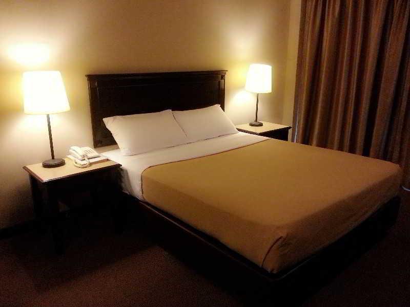 Hotel Mimosa Malacca Bagian luar foto