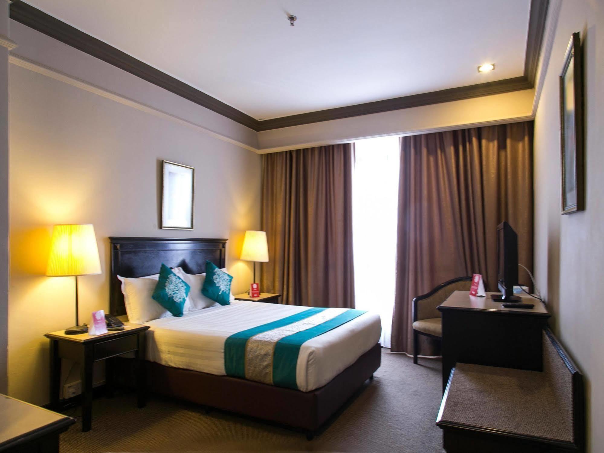Hotel Mimosa Malacca Bagian luar foto